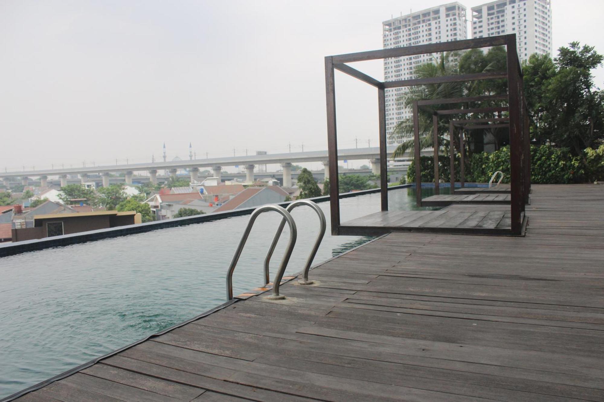 Cozy Grand Kamala Lagoon By Pelita Property Bekasi Ngoại thất bức ảnh